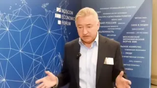 Руководитель крупного машиностроительного завода заявил о фактическом крушении политики импортозамещения из‑за замедления российской экономики, а экономисты говорят о фундаментальном кризисе, деградации промышленности и падении уровня жизни.