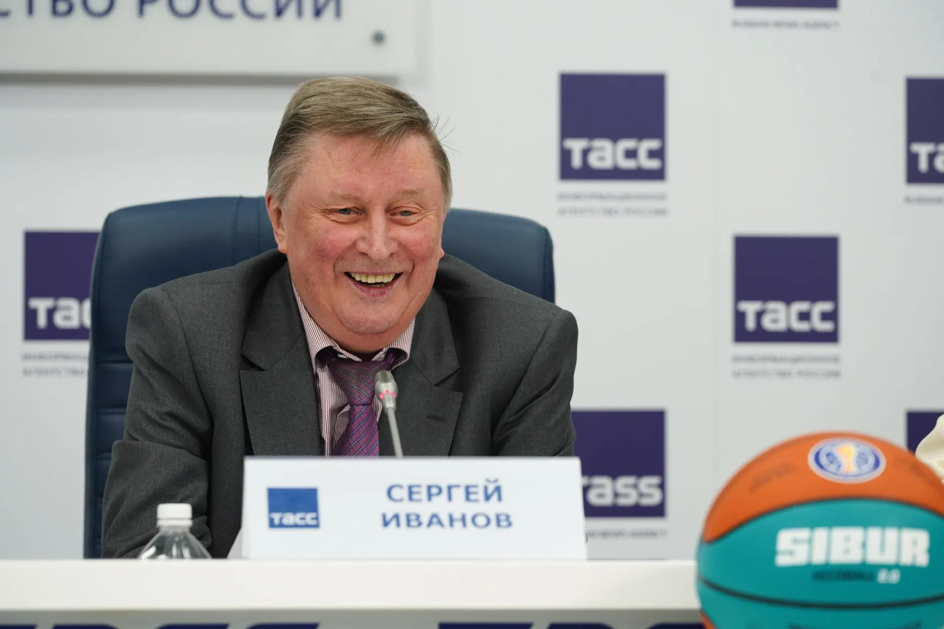 Государственный деятель скончался в 73 года. Друг сообщил, что общался с ним всего три дня назад; официальных подробностей пока нет.
