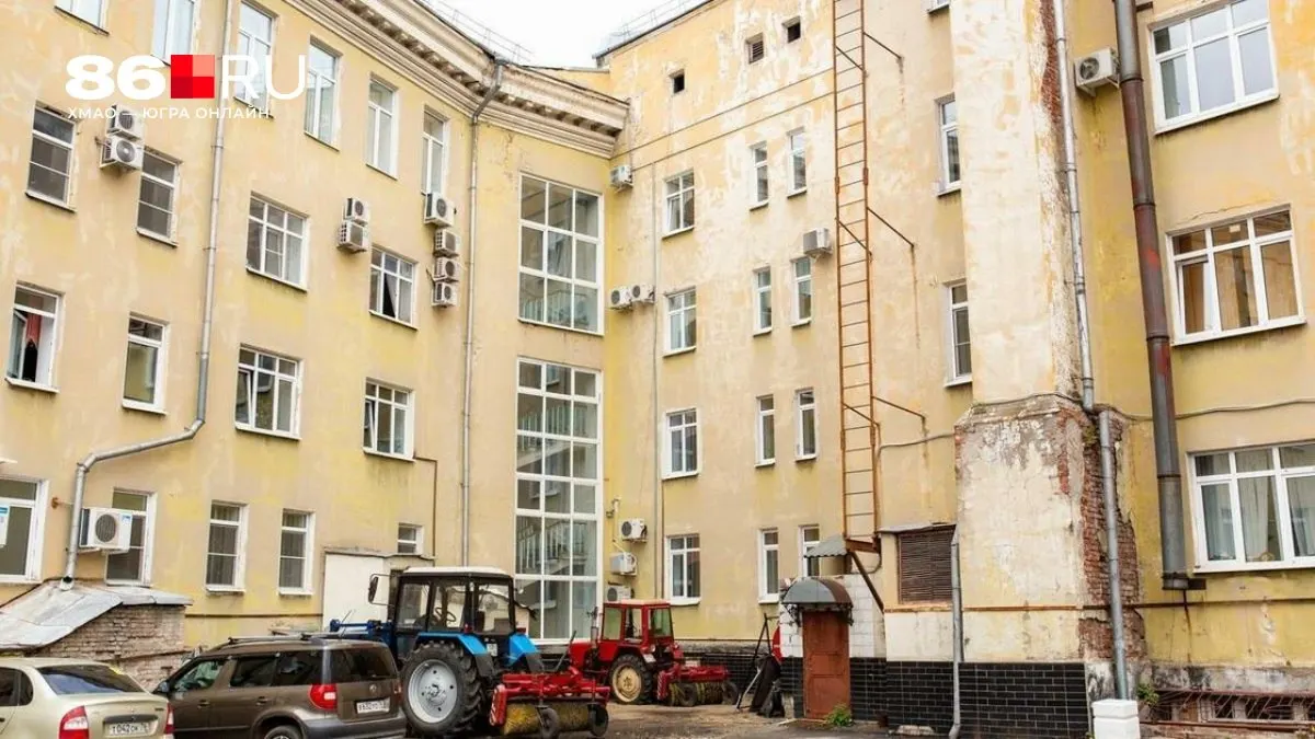 Решения о переустройстве придомовой территории, включая организацию парковочных мест, принимают на общедомовом собрании собственников.