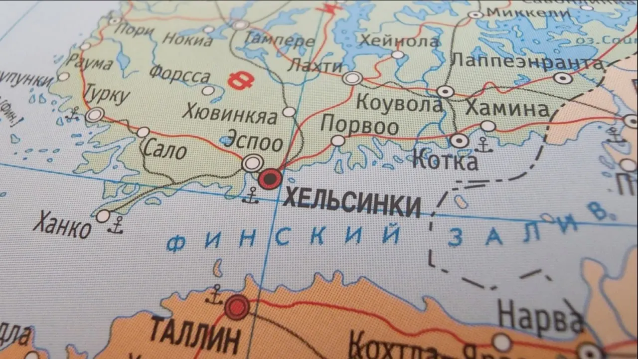 С 1 июля Россия в восемь раз увеличила железнодорожные пошлины на перевозки в Финляндию. Поставки удобрений становятся убыточными и могут прекратиться в ближайшие недели, что усугубит проблемы финского сельского хозяйства.