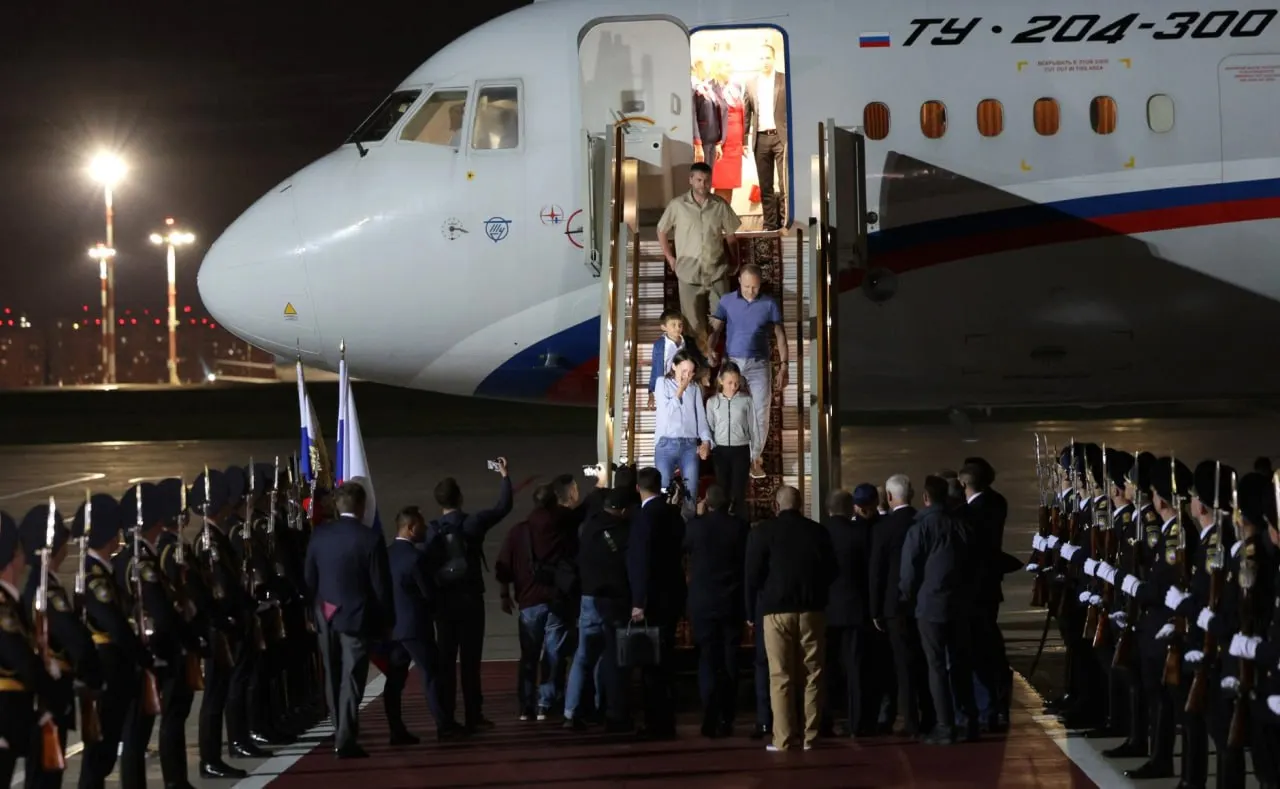 Москва подтвердила ведение диалога через дипломатические каналы по вопросу освобождения заключённых; подробности и имена не разглашаются.