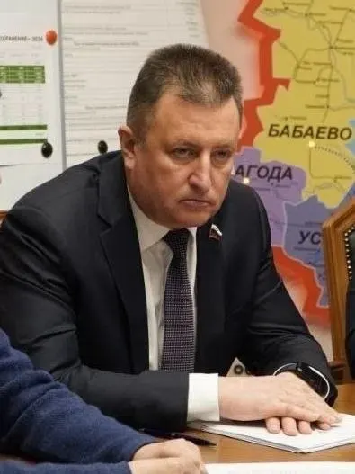 Законопроект лишает жильцов реальной возможности снижать тарифы УК: решения общих собраний смогут только повышать взносы, а установить плату ниже регионального минимума станет нельзя. Это грозит дополнительными расходами для многих собственников.