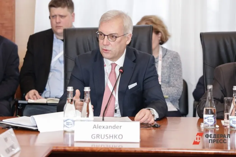 Замминистра иностранных дел Александр Грушко предупредил, что любые попытки блокировать или применять силу против Калининградской области обернутся серьёзными последствиями для альянса.