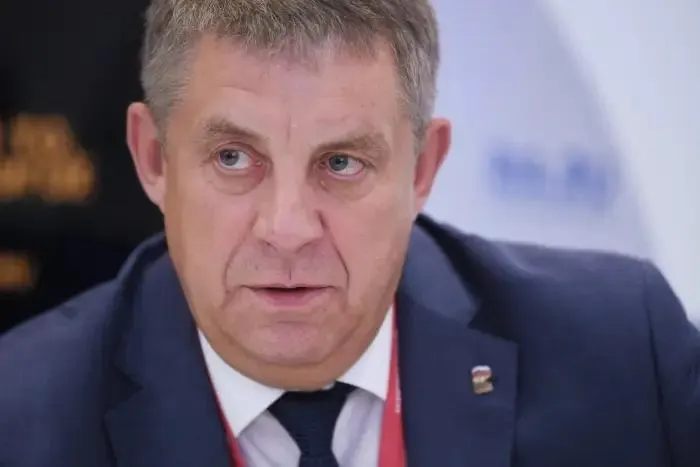 После отставки Богомаз рассматривается как кандидат на вакантный мандат депутата Госдумы. Ранее он уже работал в парламенте; одновременно обсуждаются возможные назначения других ушедших в отставку губернаторов.