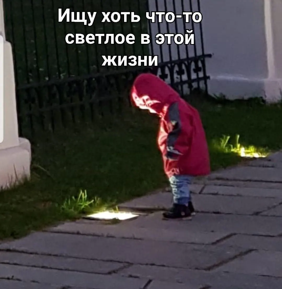 Депутаты отмечают, что мошенники создают поддельные сайты отелей и турфирм и подталкивают туристов к срочной оплате. Рекомендуют пользоваться проверенными сервисами и не передавать данные карт.