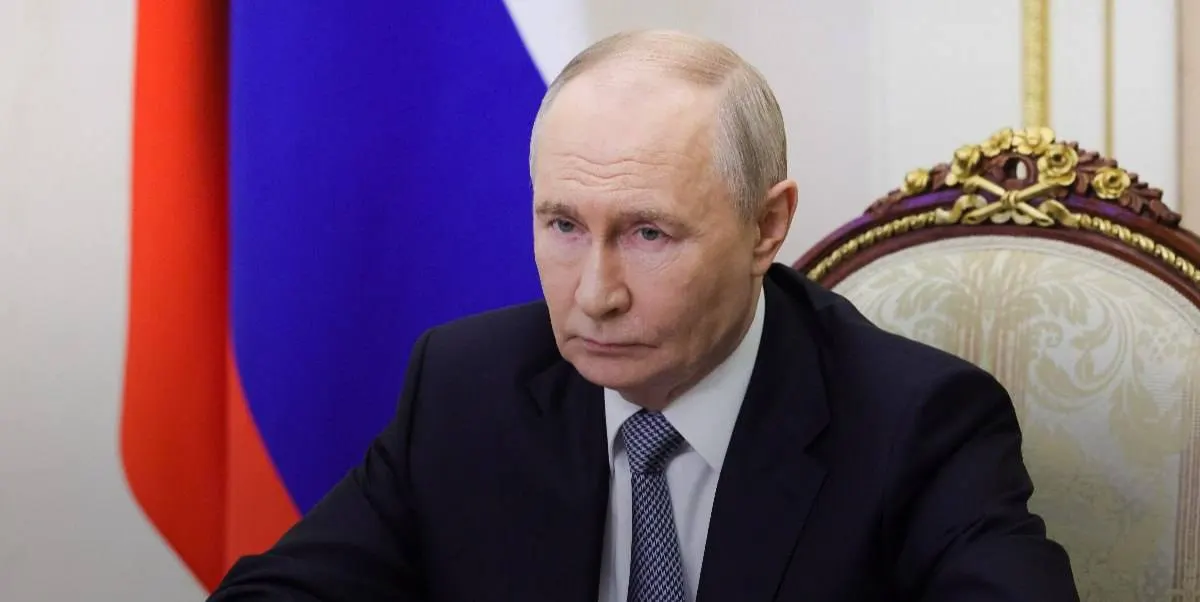 По словам президента, по мере ухудшения положения на фронте Киев наносит удары по гражданским объектам и энергосистемам, стремясь создать проблемы с обеспечением и подорвать туристический сезон.