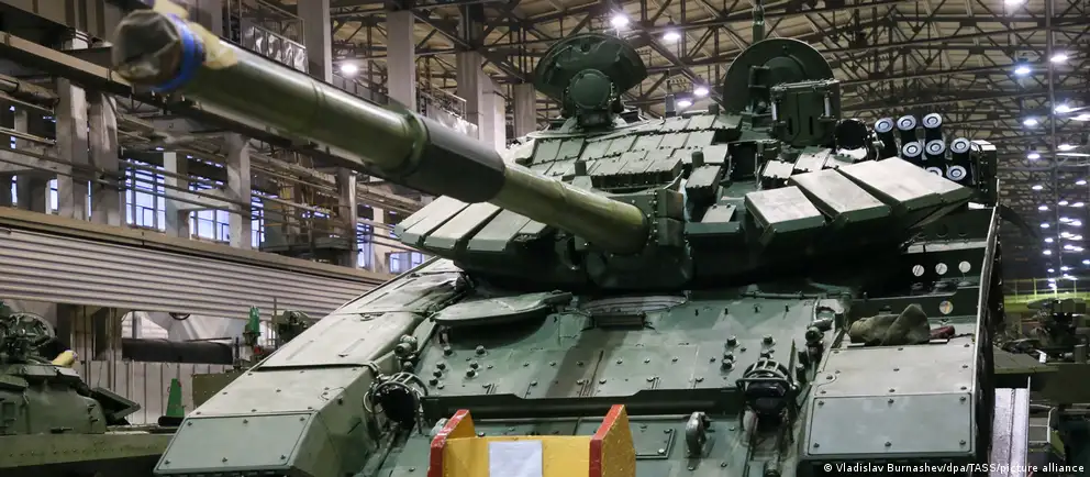 В отчёте спецслужб констатируют нарастающие риски в российской банковской системе: давление властей на кредитование, рост невозвратов и слабые госрезервы. Возможный триггер — новый пакет европейских санкций.