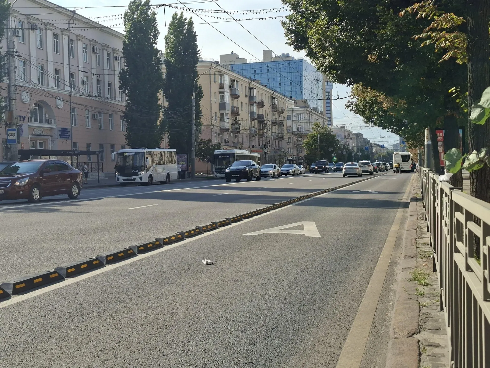 Обновление остановок в центре города: их установят между ВГУ и Кольцовской к середине сентября, конструкции без закрытых стен и с козырьками.