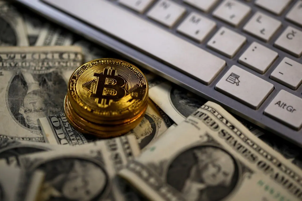 Криптобиржа Binance передала сведения о ряде аккаунтов в рамках расследования по финансированию терроризма; дело касается обращения к данным пользователей и их транзакций.