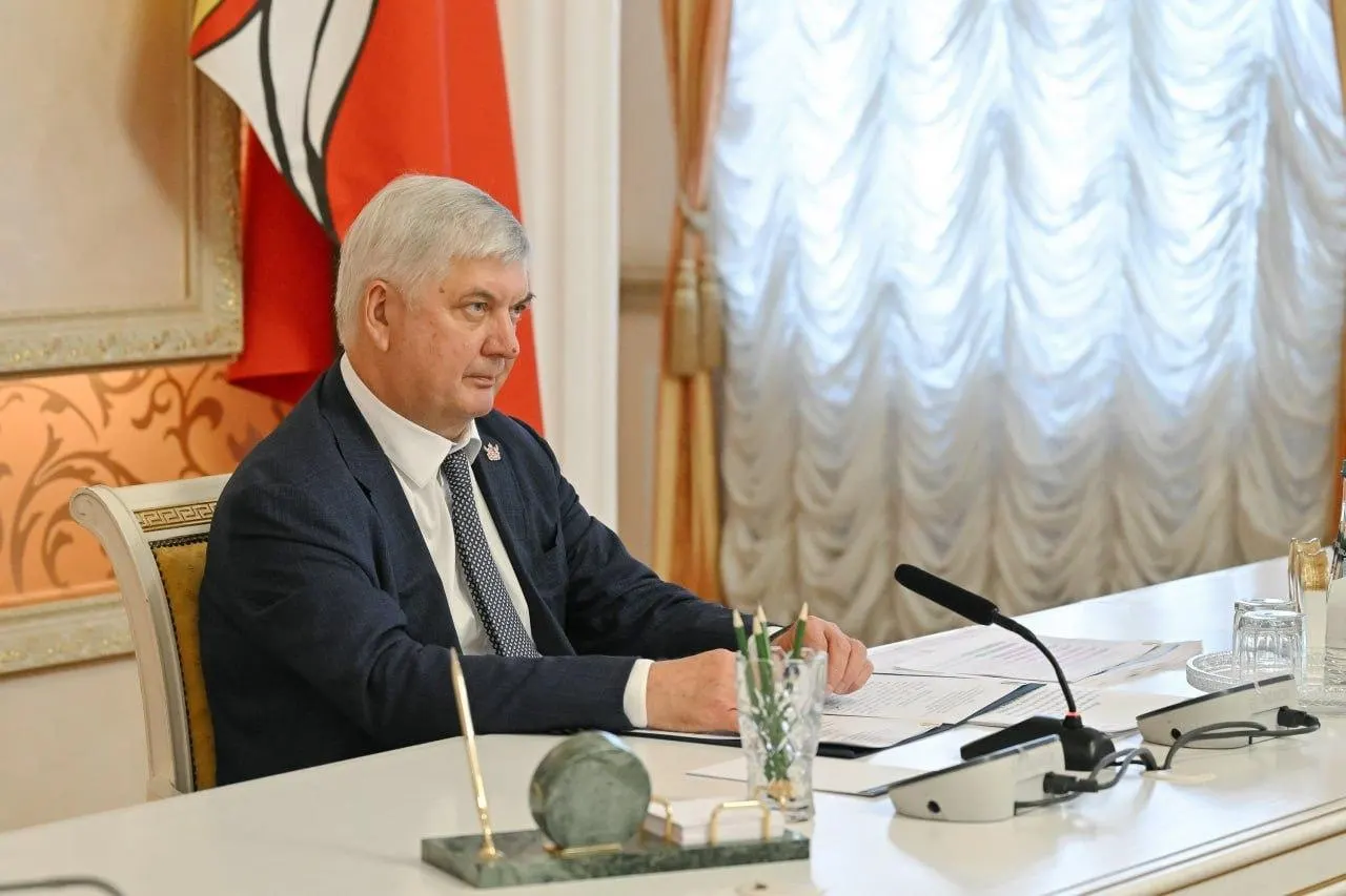 Губернатор Александр Гусев проведет прямую линию и ответит на вопросы жителей. Трансляция состоится 25 августа.