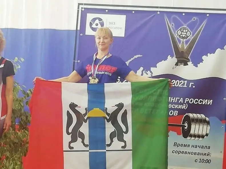 Елена Антонова, 67 лет, начала заниматься пауэрлифтингом после проблем со здоровьем. Она уже выступает на соревнованиях и не собирается останавливаться.