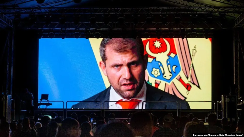 Через банки по всему миру прошло свыше 6,9 млрд долларов, направляемых в обход санкций против России, с использованием сети подставных фирм и поддельных документов.