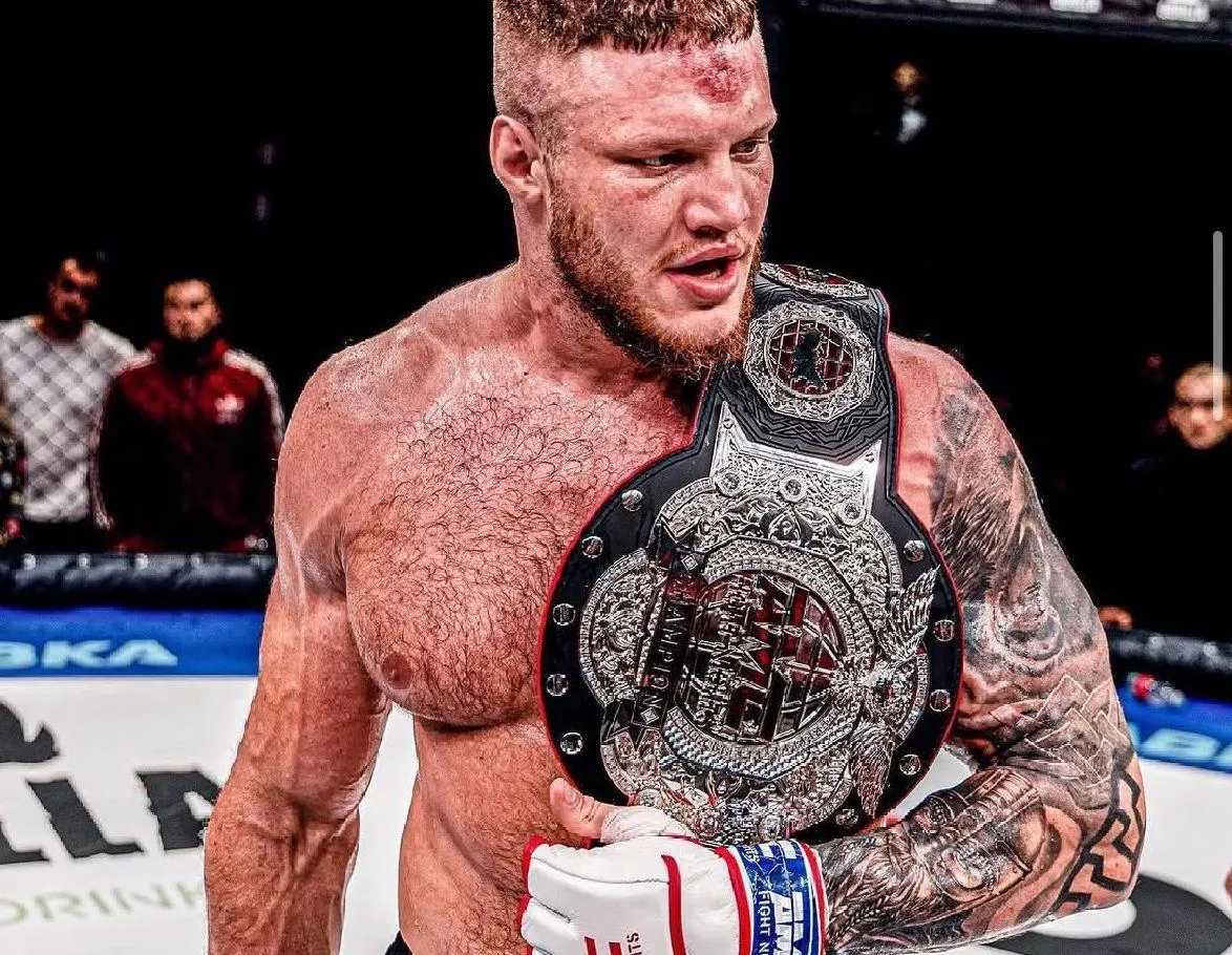 Скончался чемпион ММА&nbsp;Григорий «Гризли» Пономарёв: что&nbsp;известно о&nbsp;смерти спортсмена