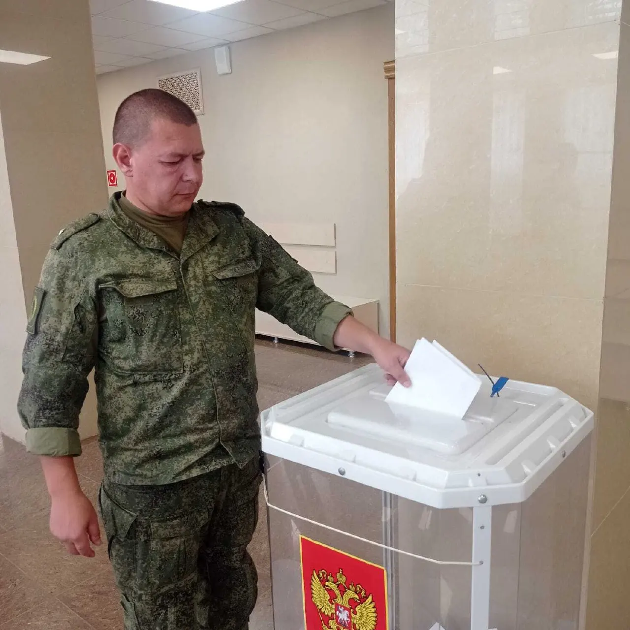 Прокуратура утвердила обвинение против военного комисара Богучарского района, ранее командовавшего в/ч 91711; дело направлено в Воронежский гарнизонный военный суд. Заседание будет вести судья Егор Иванюхин.