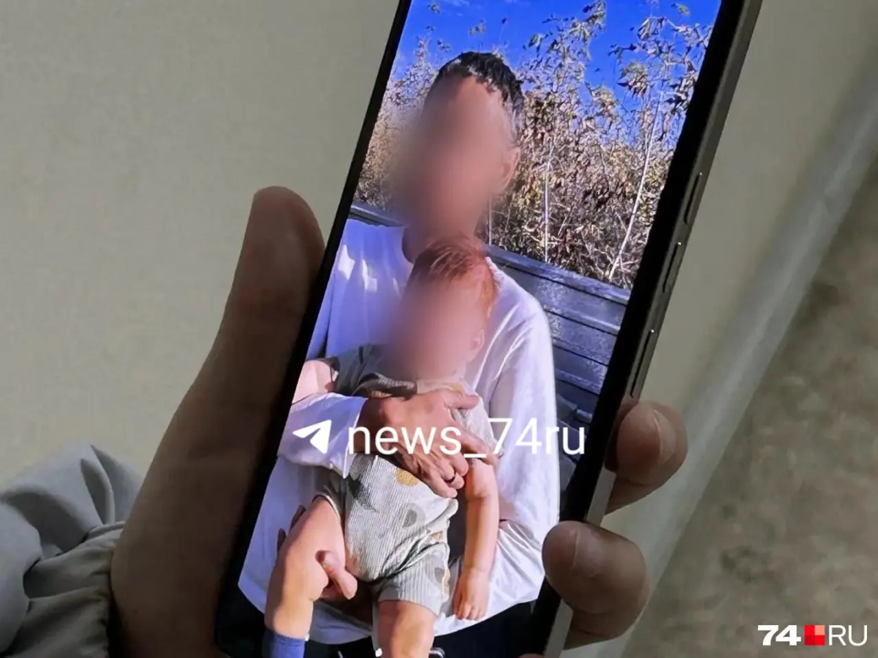 Сестра погибшего охранника приехала из Краснодара, чтобы решить вопросы похорон и опеки над семимесячным племянником; вопрос о месте проживания ребенка будет решаться позже органами опеки.