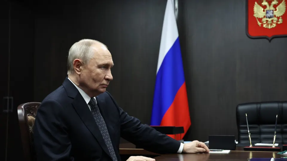 Президент России подтвердил намерение возобновить переговоры и обсудить вопросы безопасности Украины и России в рамках мирного урегулирования.